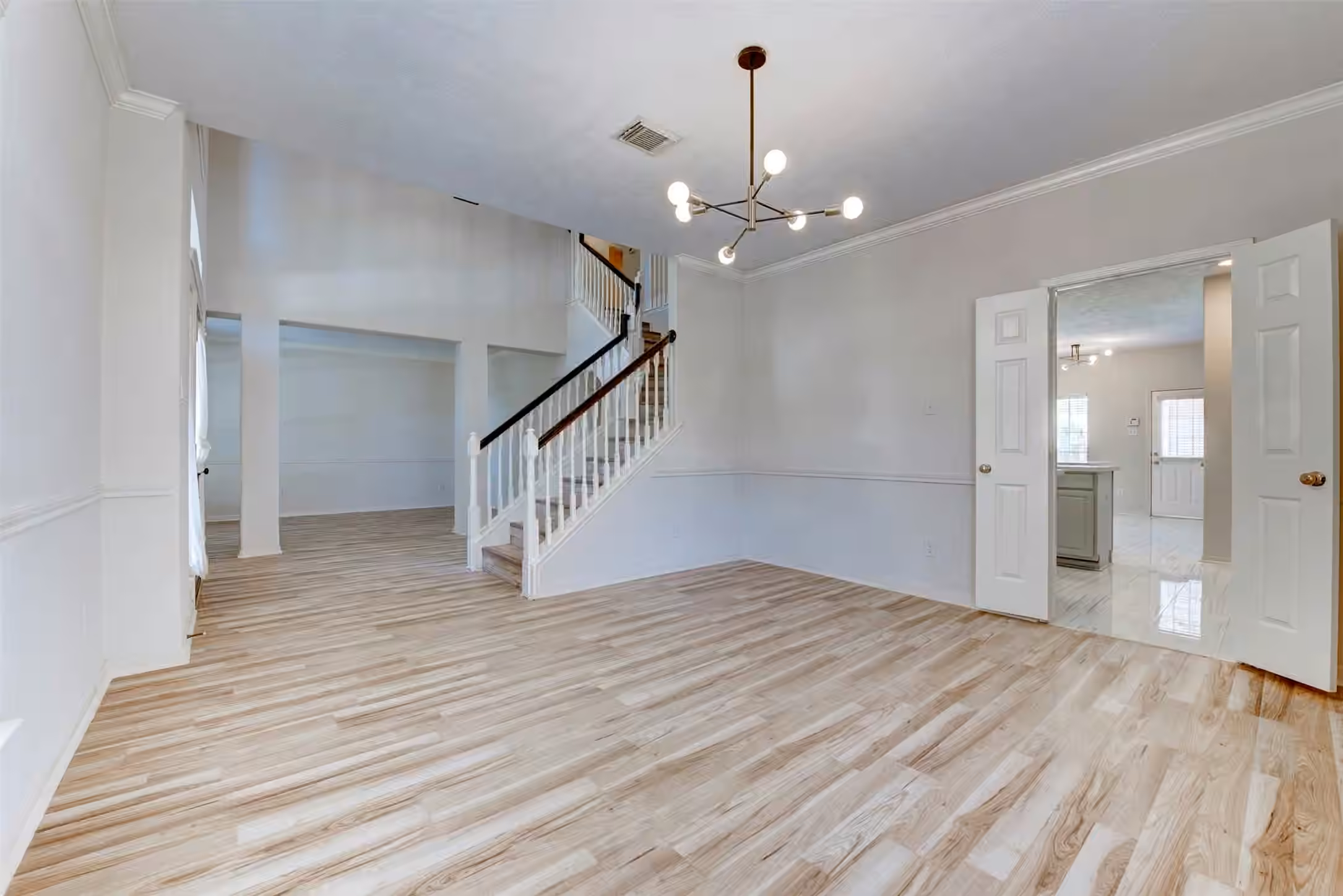 Photo 3 of 7330 Kainer Springs Lane, Richmond, TX