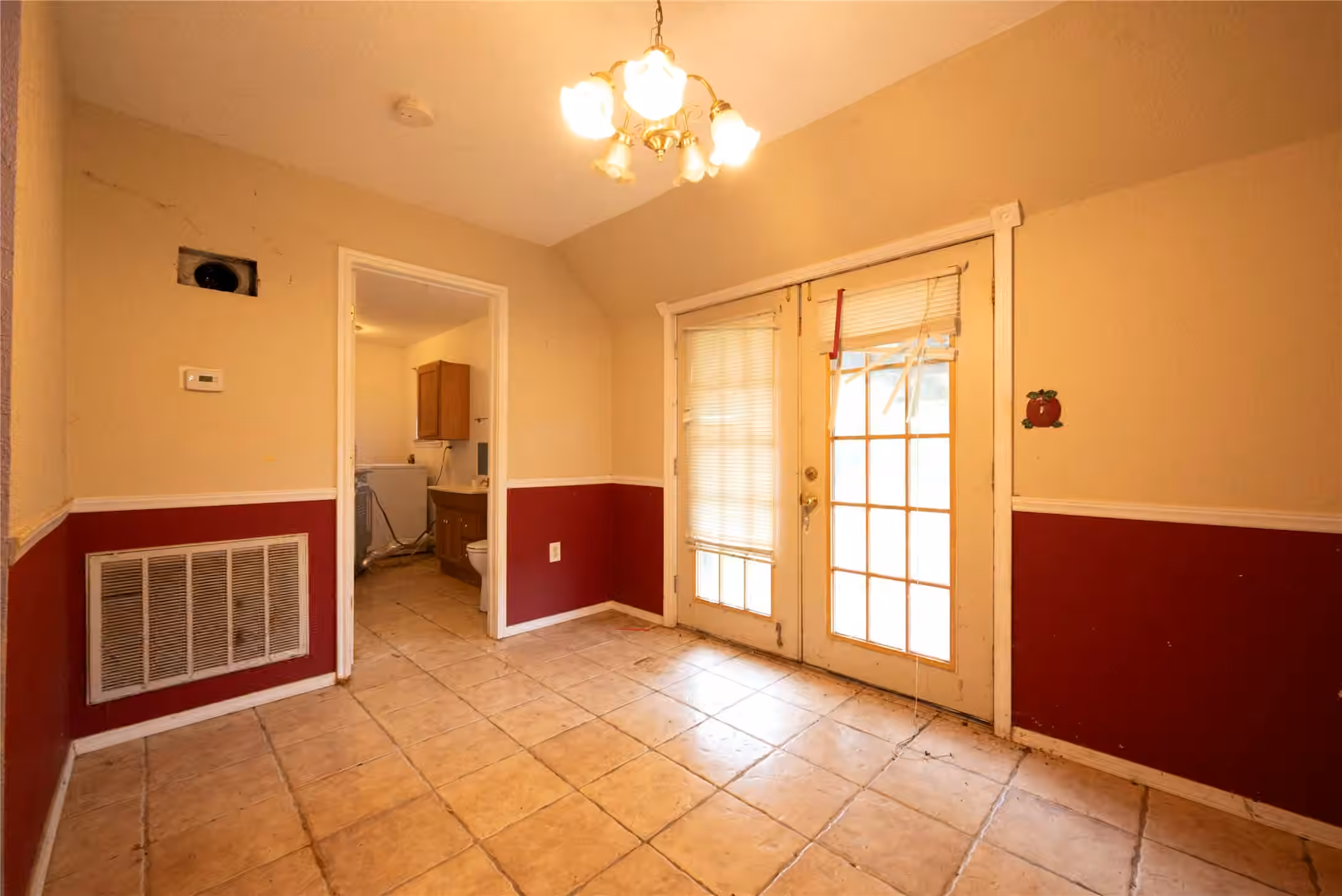 Photo 7 of 6412 Avenue M, Santa Fe, TX