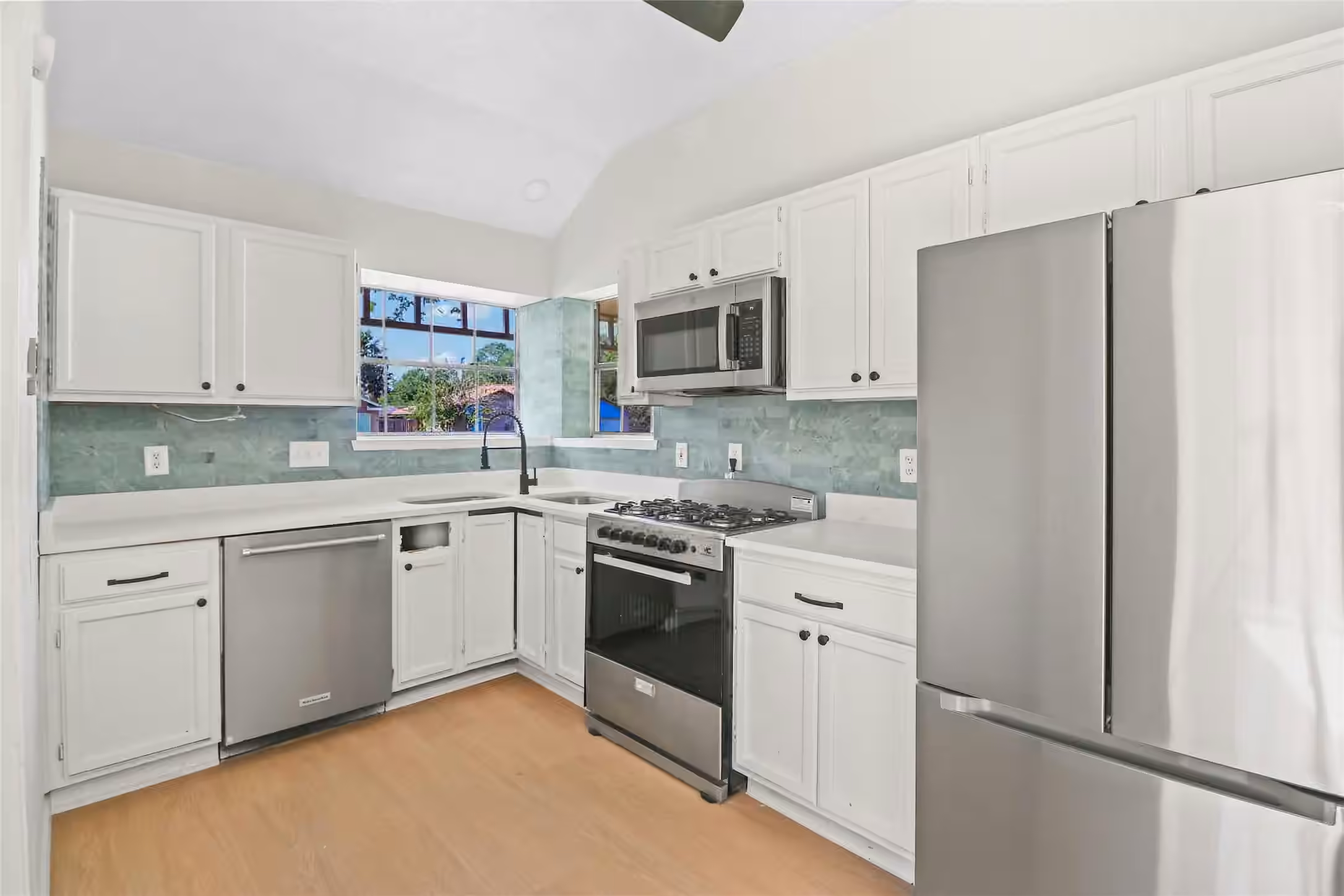 Photo 6 of 2807 Custer Drive, League City, TX