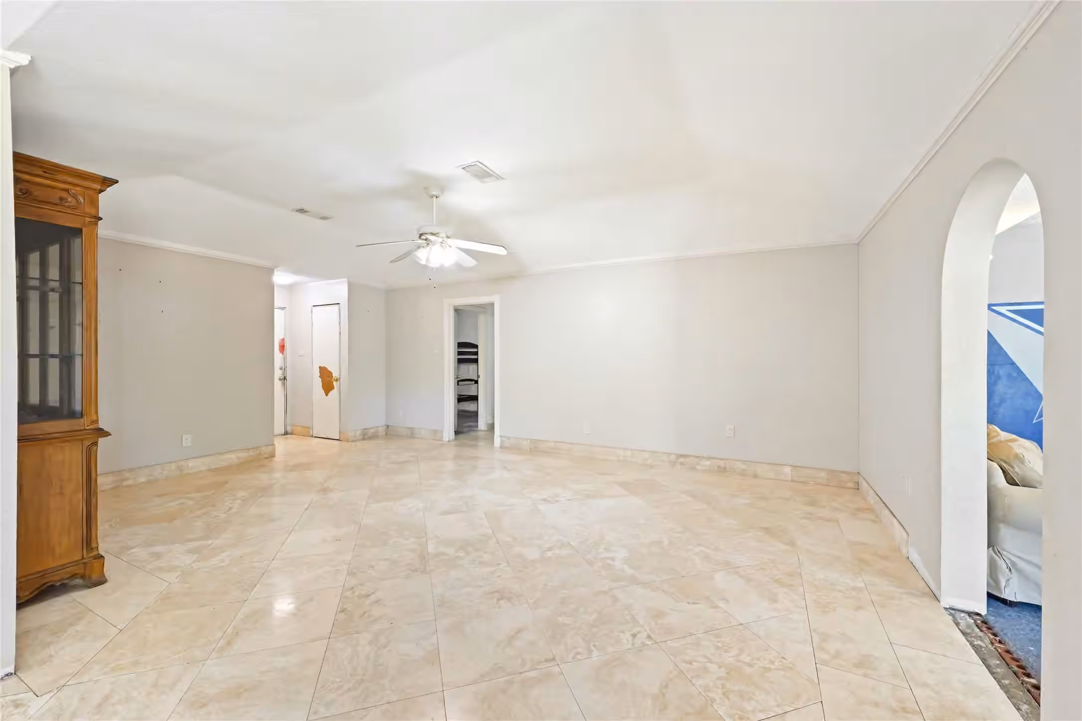 Photo 7 of 4811 25th Street, Dickinson, TX