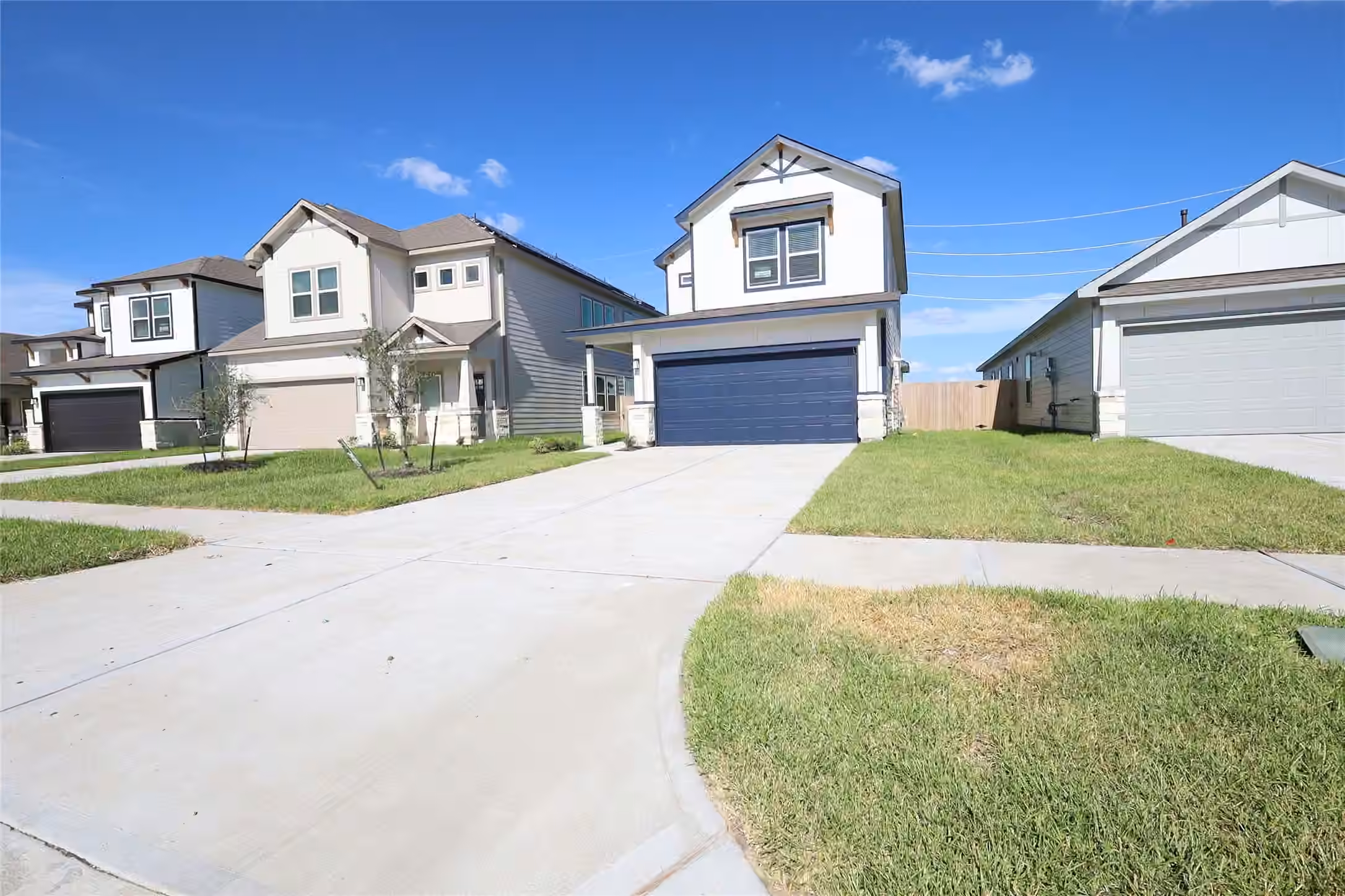 Photo 3 of 6639 Escondido Drive, Rosharon, TX