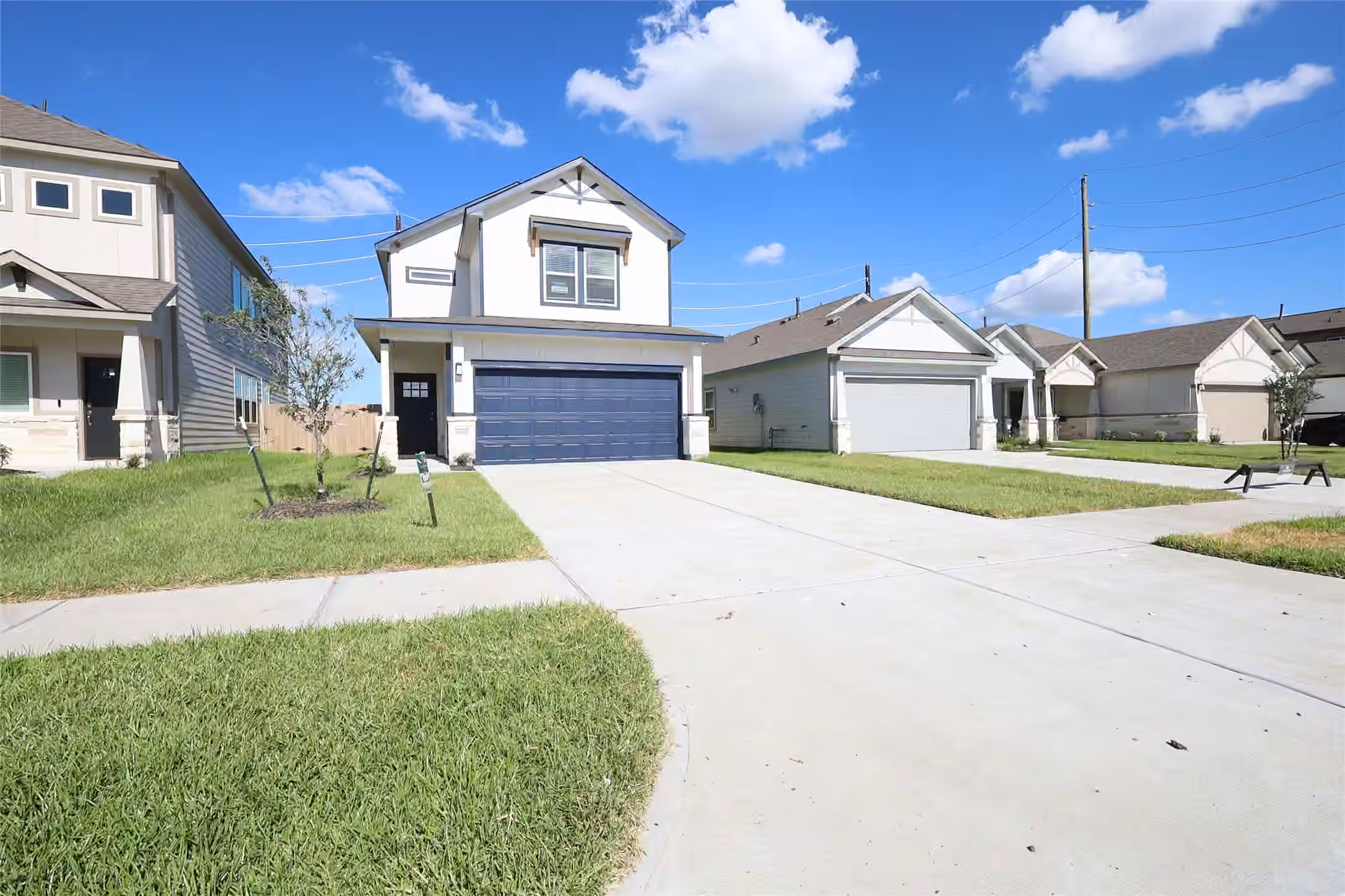 Photo 4 of 6639 Escondido Drive, Rosharon, TX
