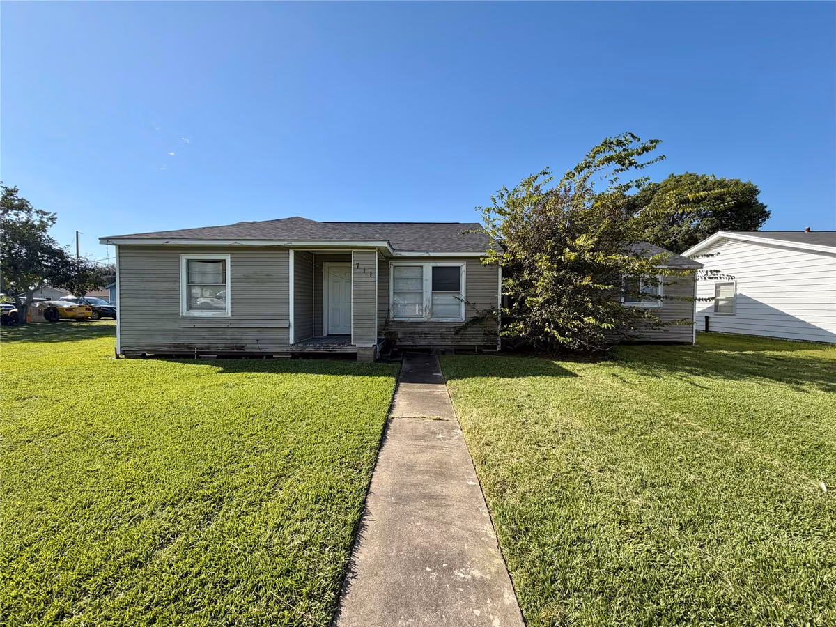 Photo of 711 W 7th Street, Freeport, TX 77541