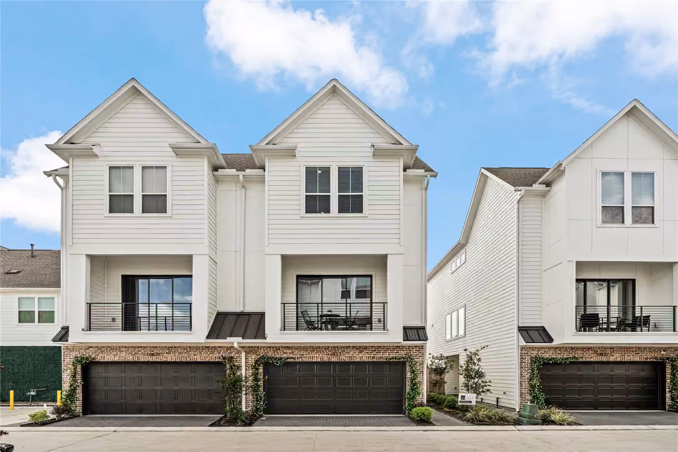 Photo of 10622 Cascade Ledge Lane, Houston, TX