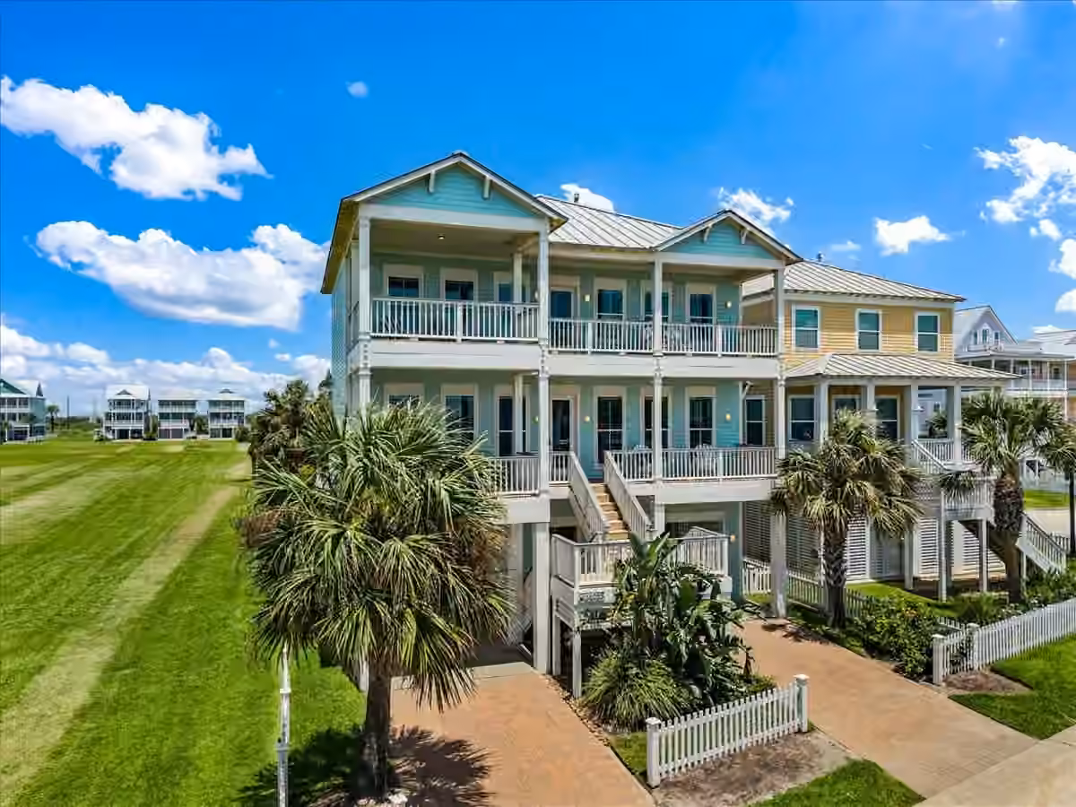 Photo 2 of 11406 Beachside, Galveston, TX