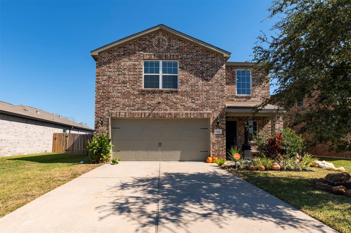 Photo of 2306 Starboard Sail Drive, La Marque, TX 77568