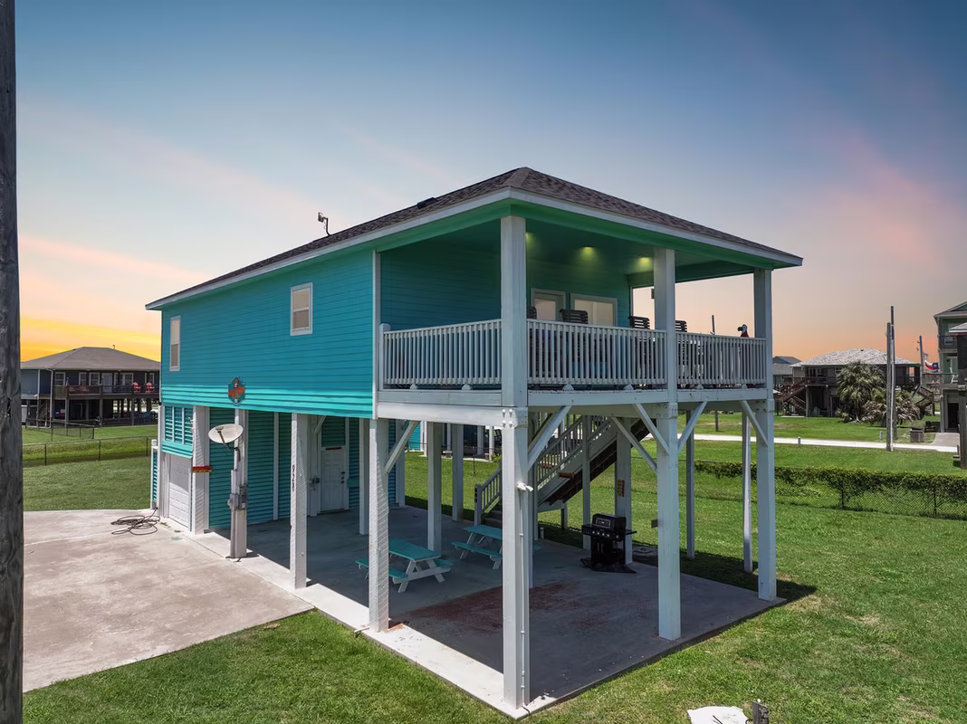 Photo of 928 Olive Drive, Crystal Beach, TX 77650