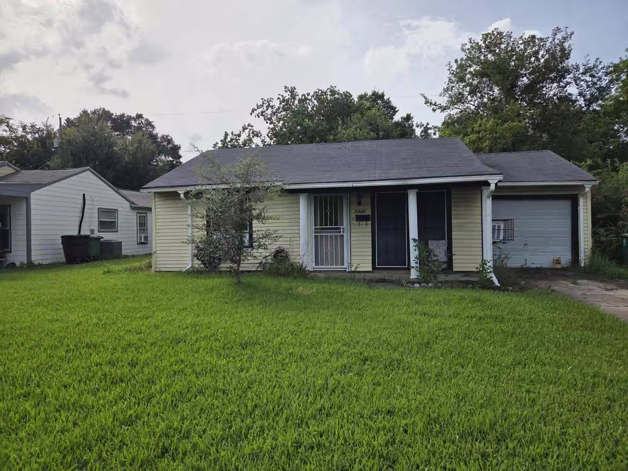 Photo of 7326 Eisenhower Road, Houston, TX
