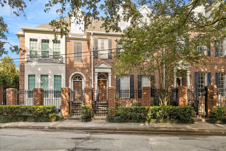 Photo 2 of 6845 Staffordshire Boulevard, Houston, TX