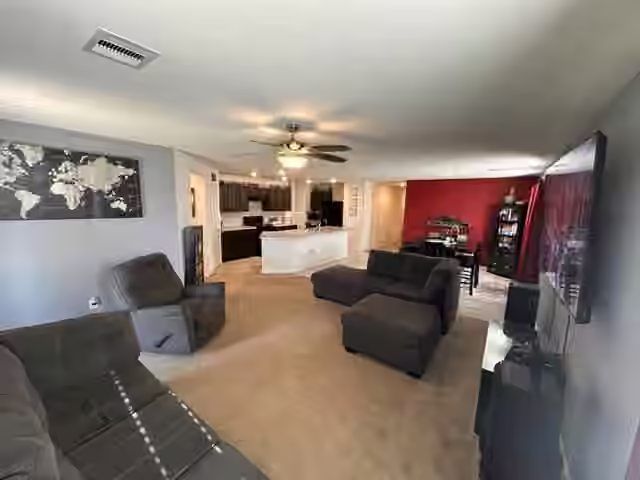 Photo 5 of 2518 Hawthorn Park Court, Houston, TX