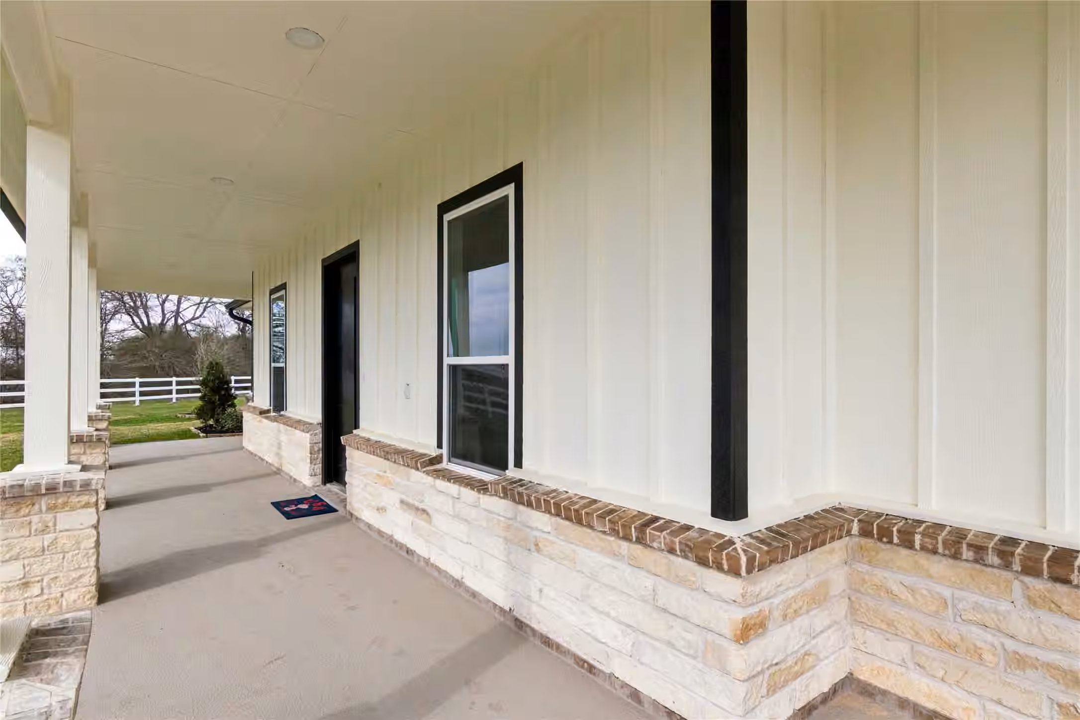 Photo 5 of 5766 Ward Bend Rd, Sealy, TX