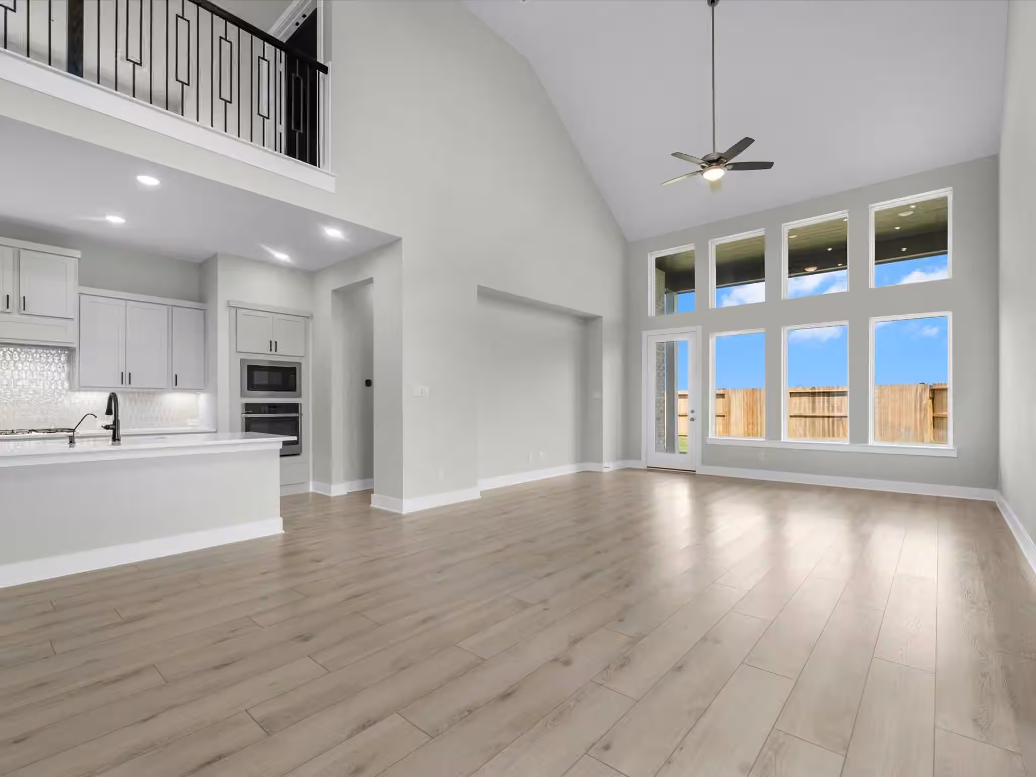 Photo 5 of 32138 Sky Branch Drive, Fulshear, TX