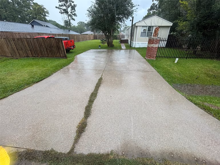 Photo of 4715 3rd Street, Bacliff, TX