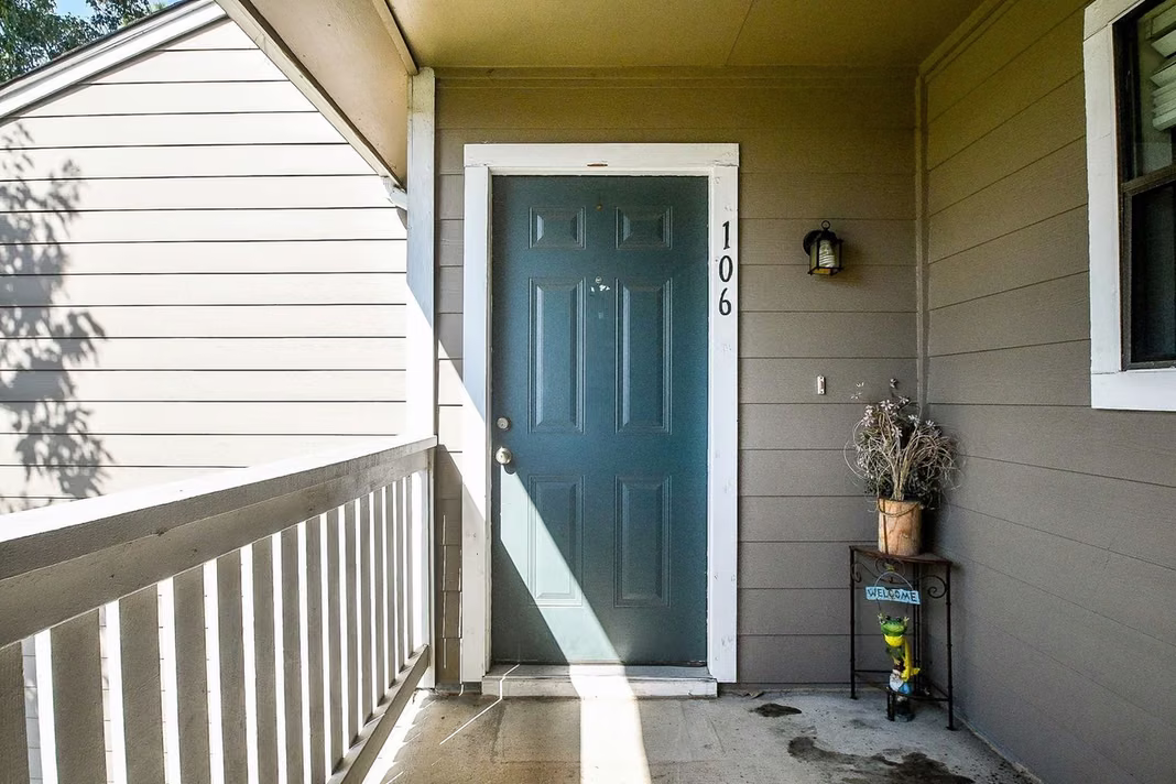 Photo 4 of 14911 Wunderlich Drive 106, Houston, TX
