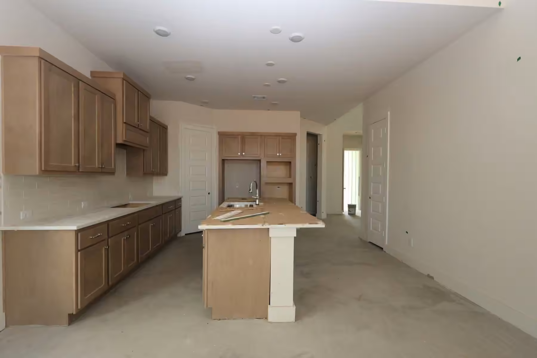 Photo 3 of 14920 Clover Meadow Lane, Montgomery, TX