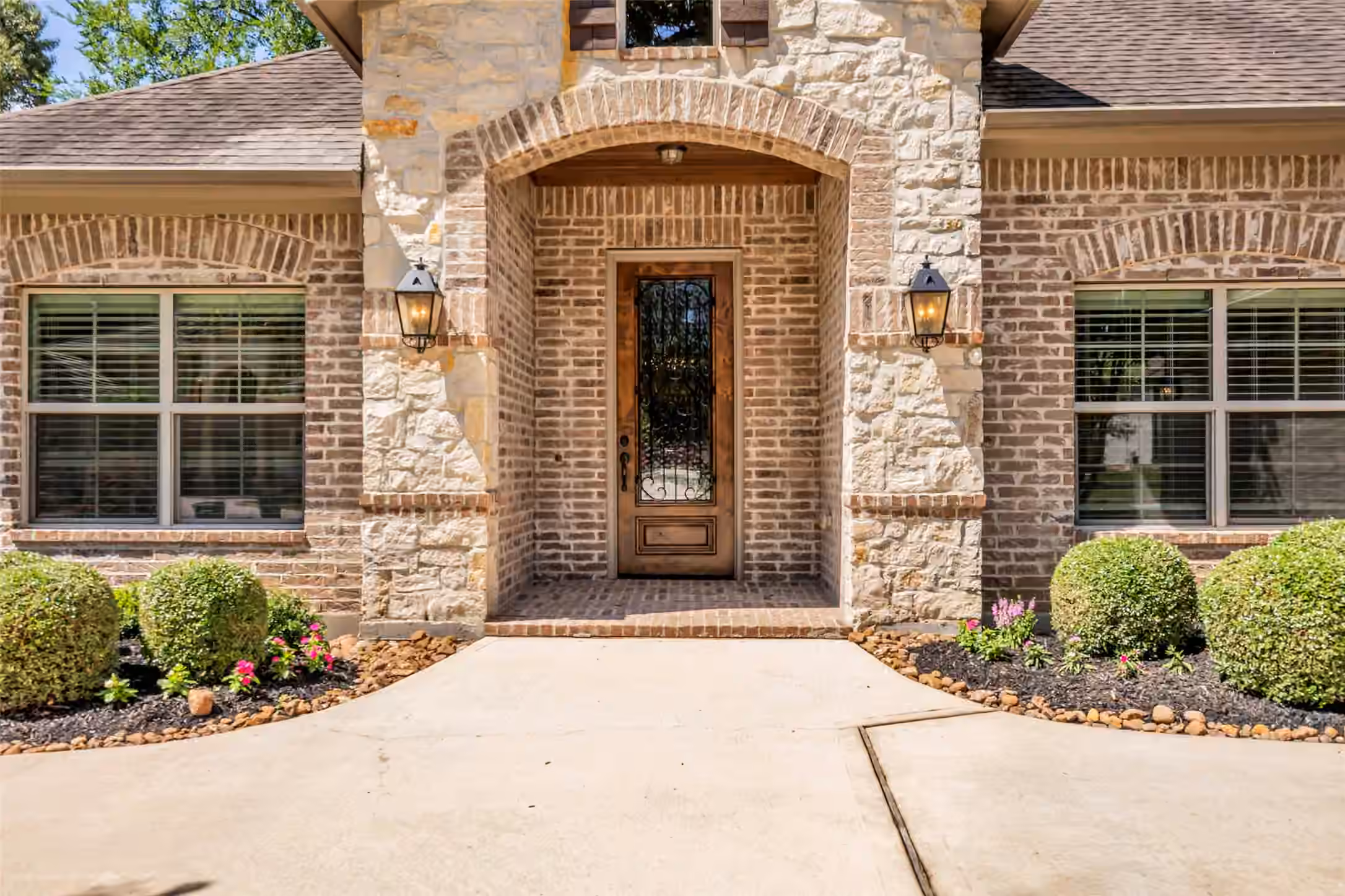 Photo 4 of 118 Pine Bluff Drive, Montgomery, TX