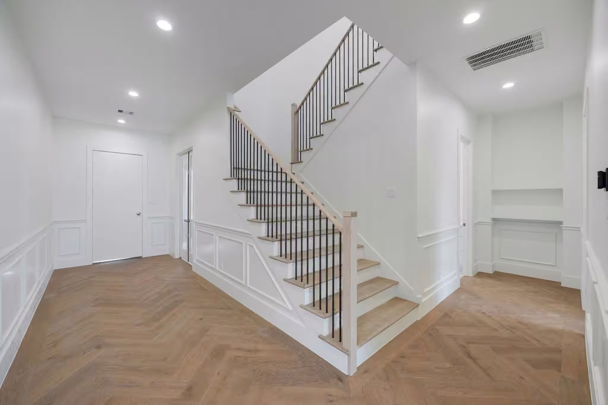 Photo 7 of 1726 Saxon Drive, Houston, TX