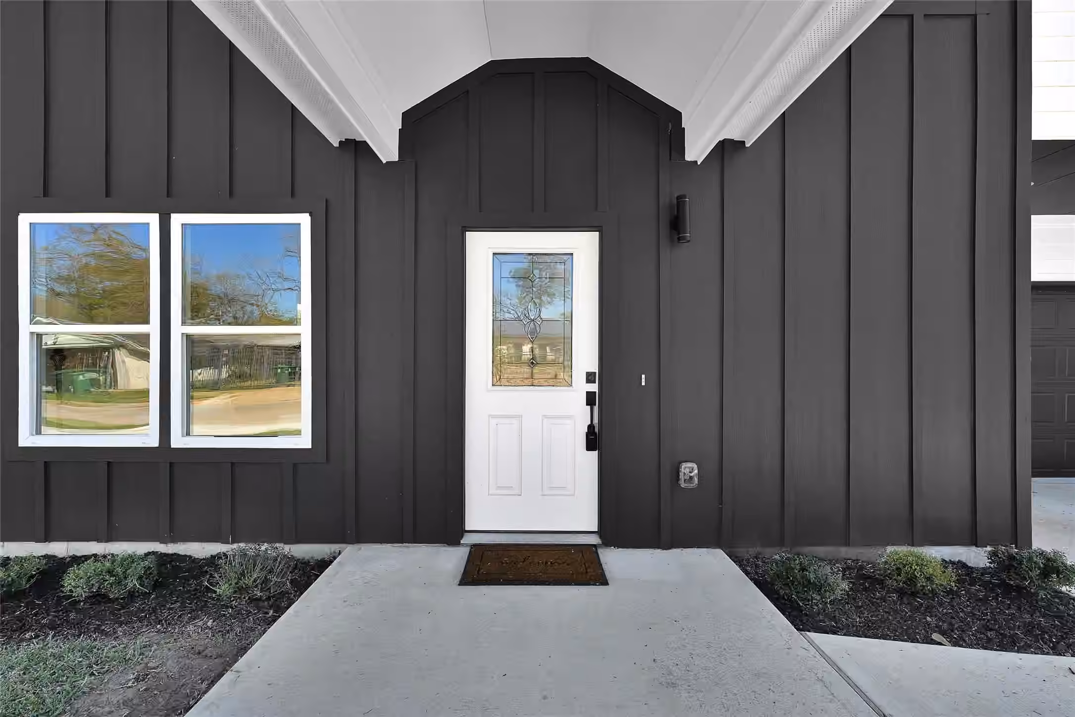 Photo 3 of 2511 Garapan Street, Houston, TX
