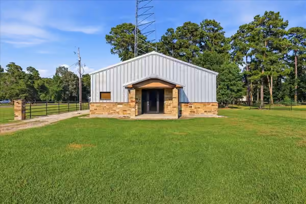 Photo of 3438 Fm 563, Anahuac, TX