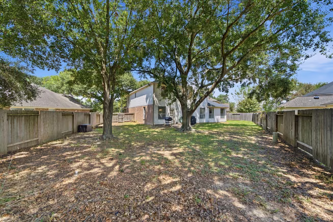 Photo 7 of 9150 Blake Bend Circle, Houston, TX