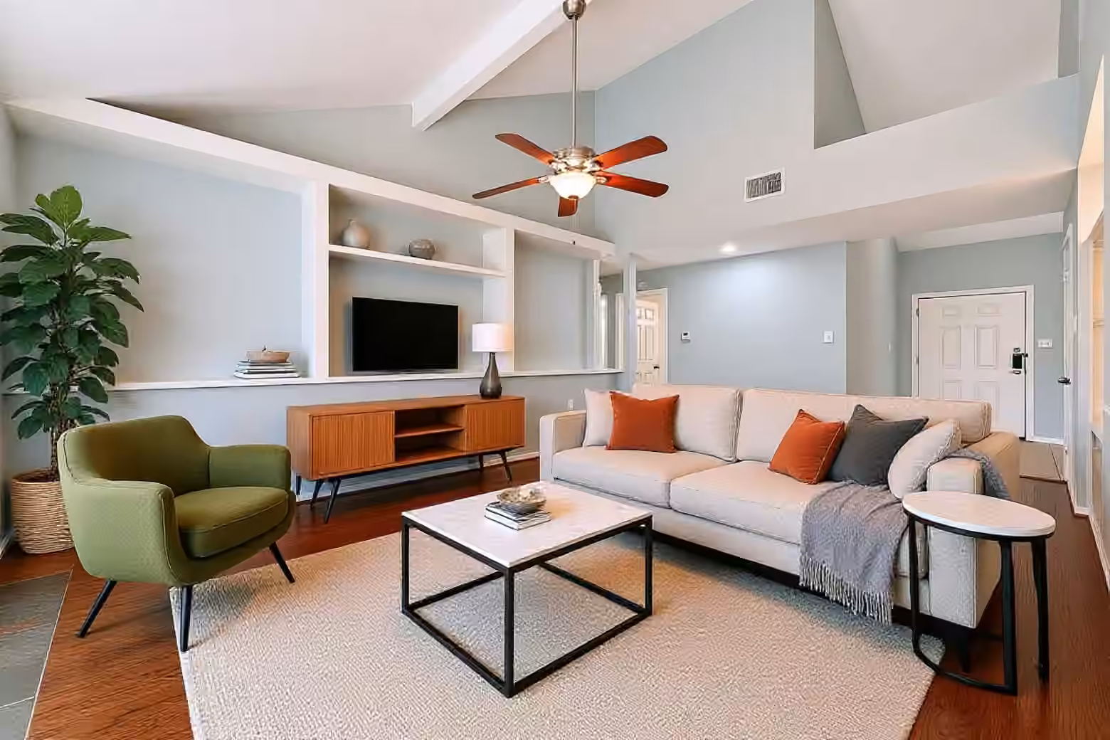 Photo 4 of 22946 Provincial Boulevard, Katy, TX