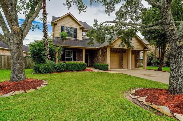 Photo of 3303 Ashland Grove Lane, Sugar Land, TX 77498
