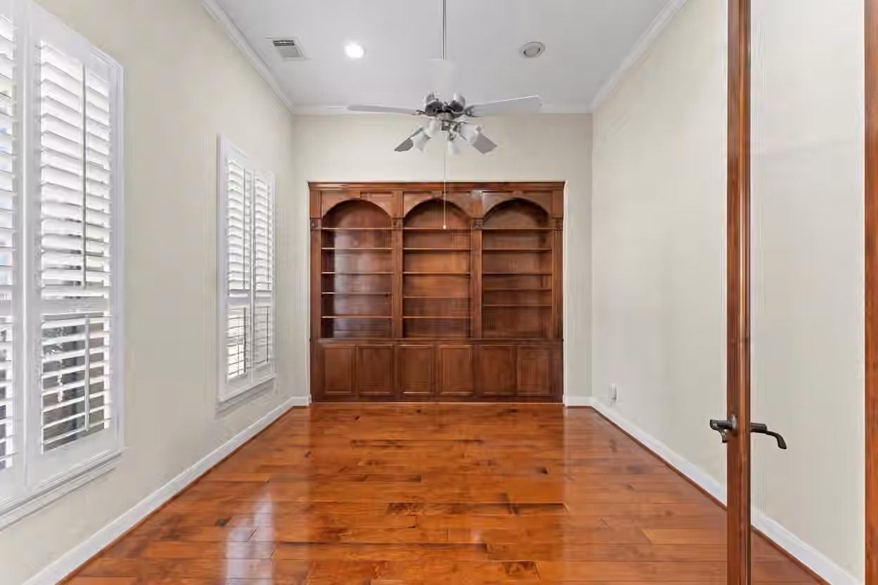 Photo 4 of 8406 Buffalo Creek Drive, Richmond, TX