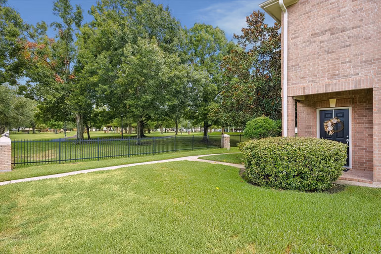 Photo 2 of 607 Travis Street 9, Webster, TX