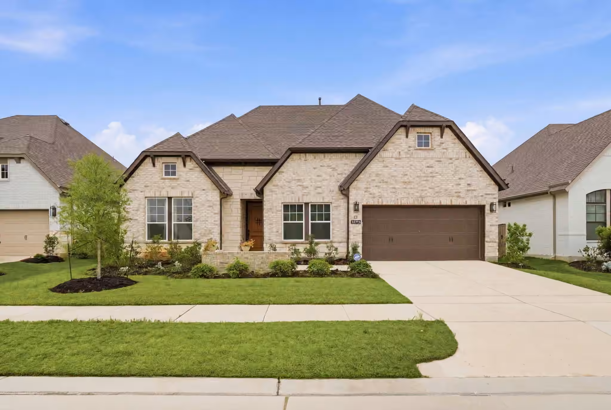 Photo 4 of 22214 Bushy Matgrass Lane, Cypress, TX