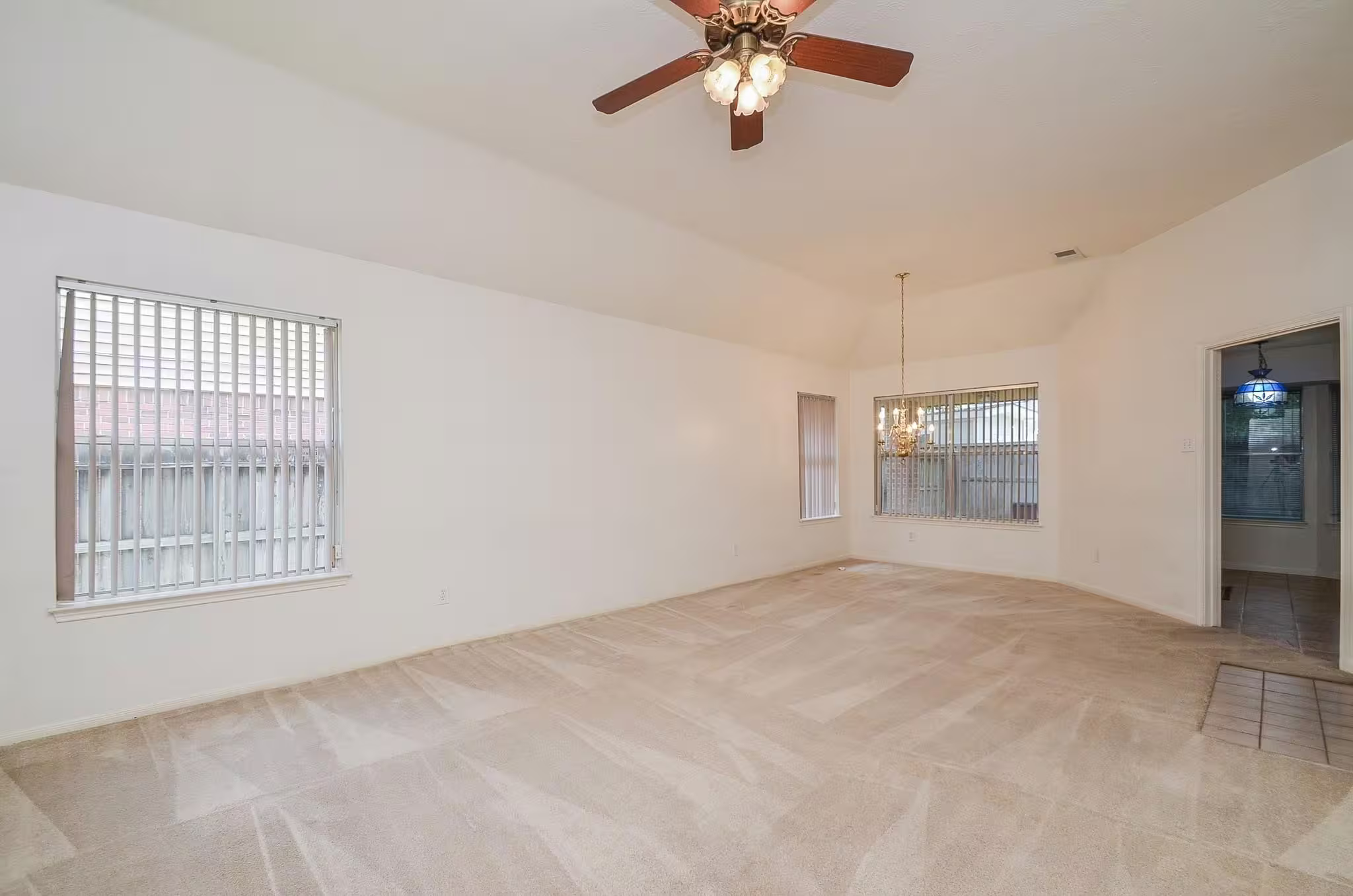 Photo 6 of 1415 Plumwood Drive, Houston, TX