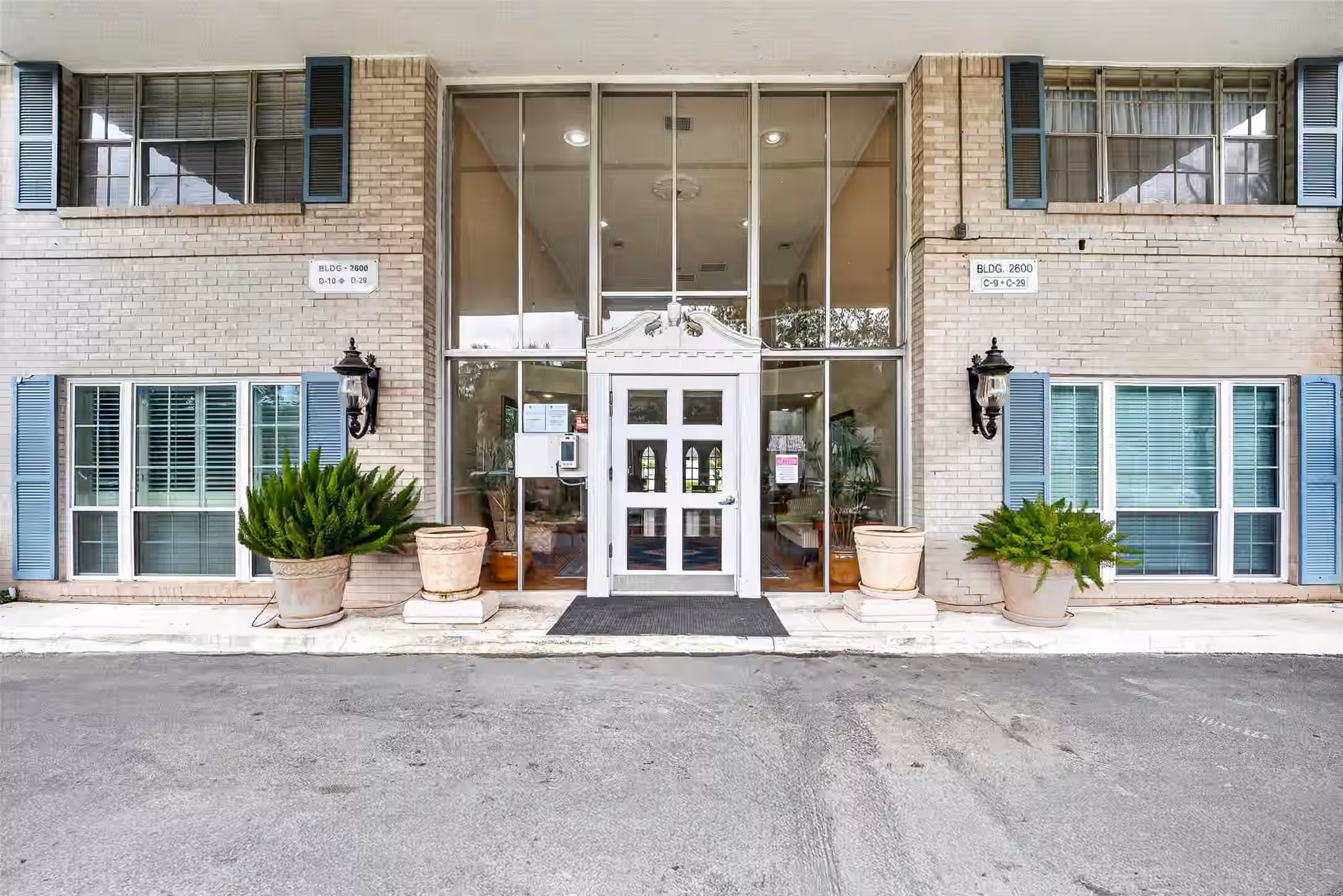 Photo of 2600 Bellefontaine St Apt D24, Houston, TX 77025