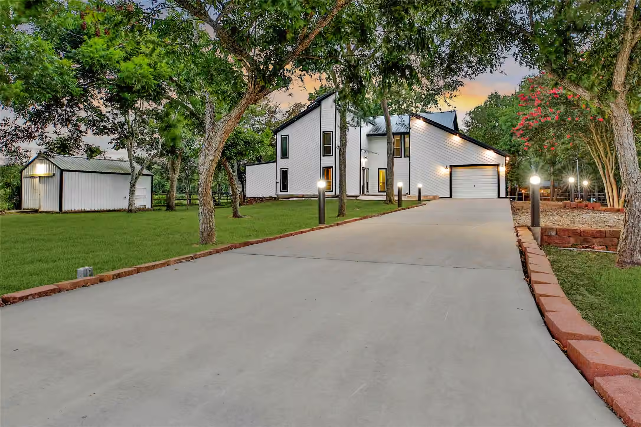 Photo of 9814 King Circle S, Manvel, TX 77578