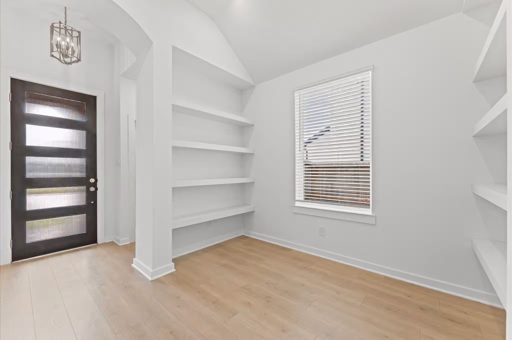 Photo 4 of 5110 Sistine Drive, Manvel, TX