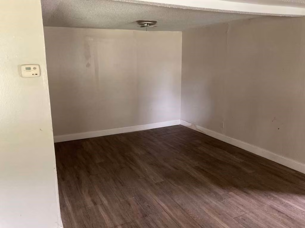Photo 4 of 1408 Austin Street, Bay City, TX