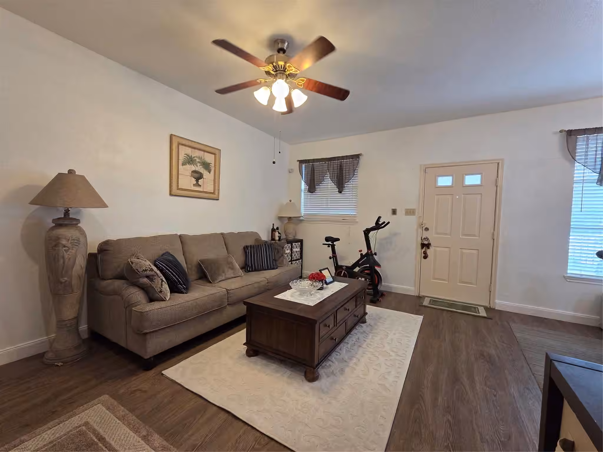 Photo 5 of 1103 Dulles Avenue 1402, Stafford, TX