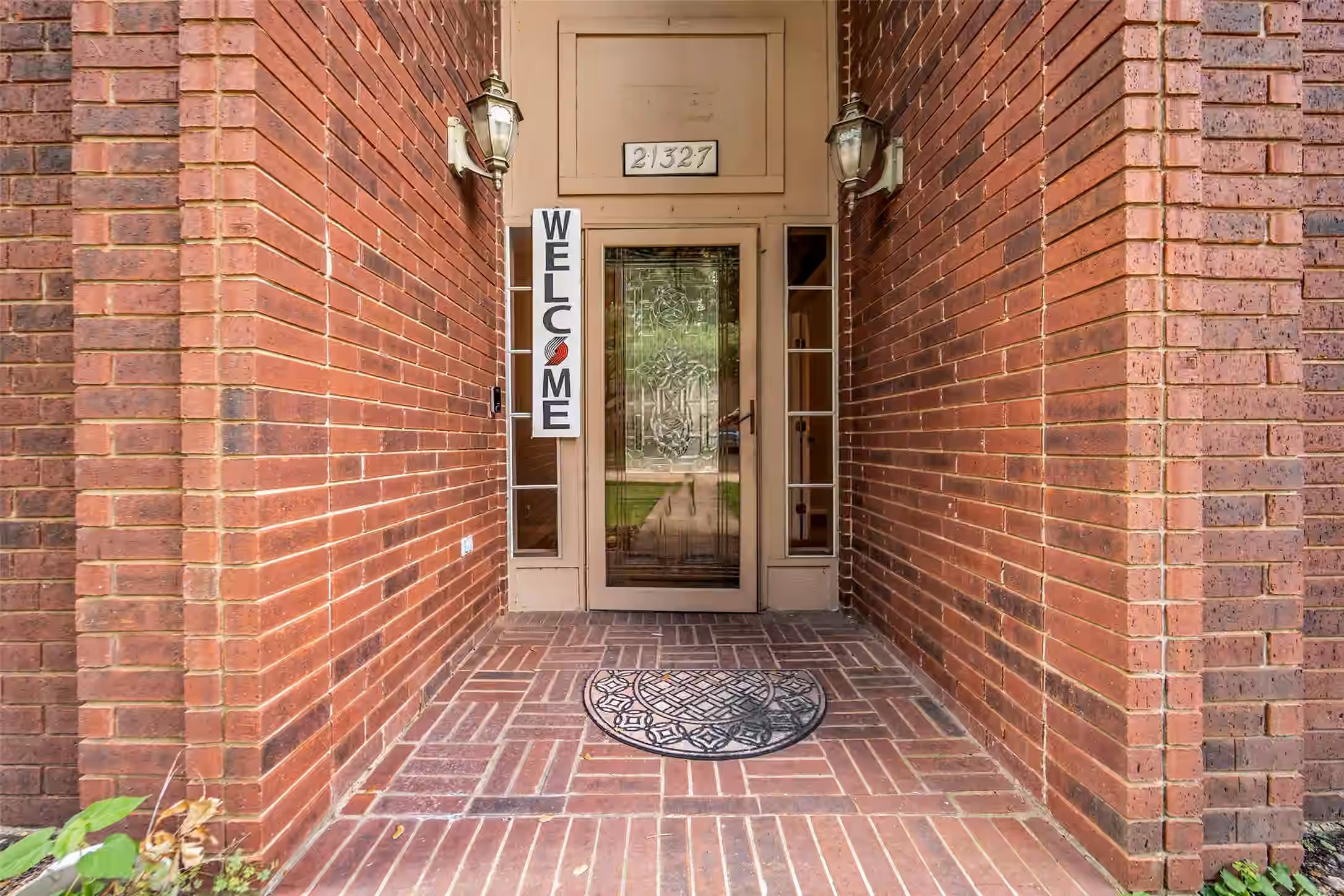 Photo 4 of 21327 Park Bishop Drive, Katy, TX