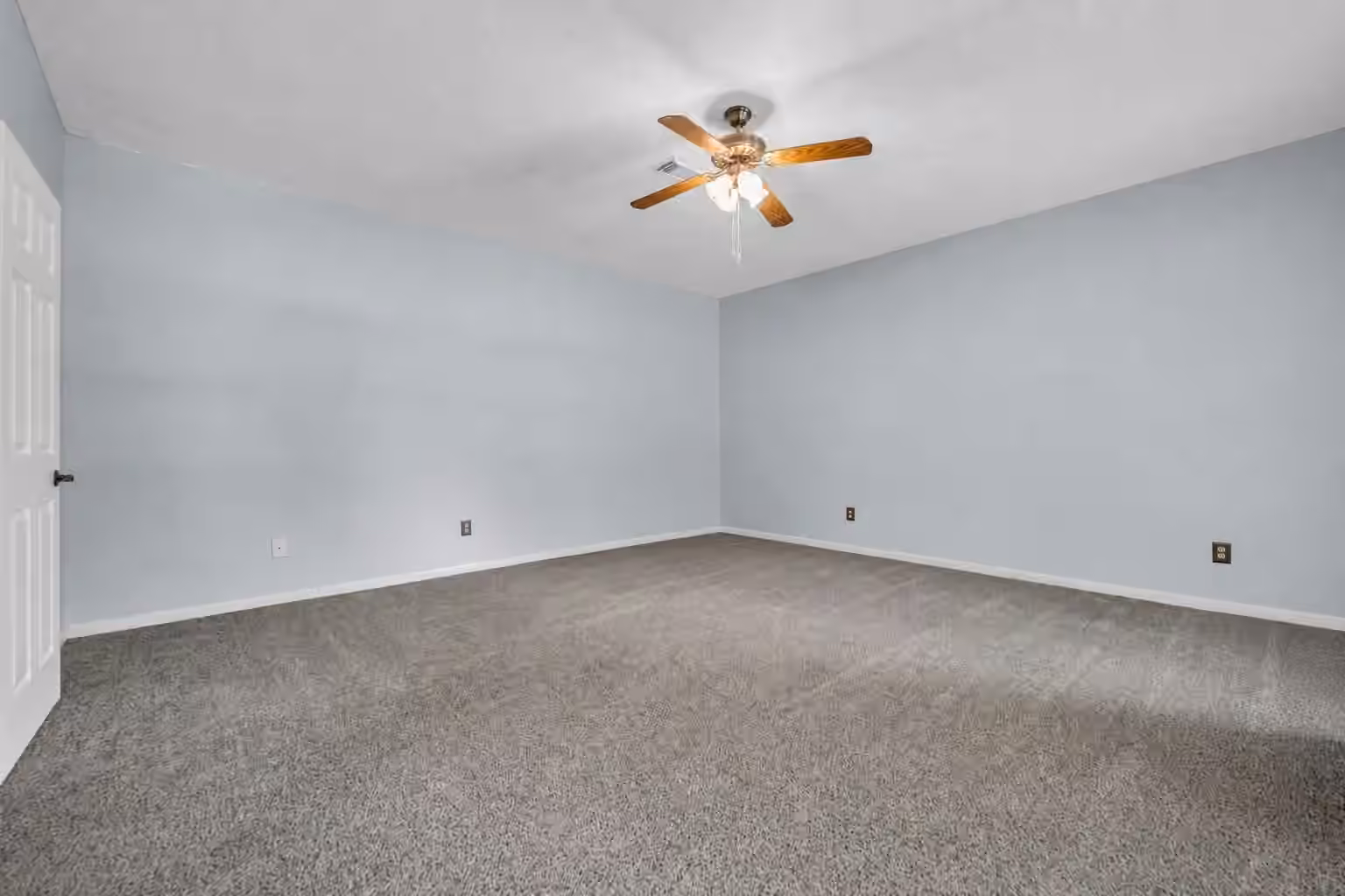 Photo 7 of 21327 Park Bishop Drive, Katy, TX