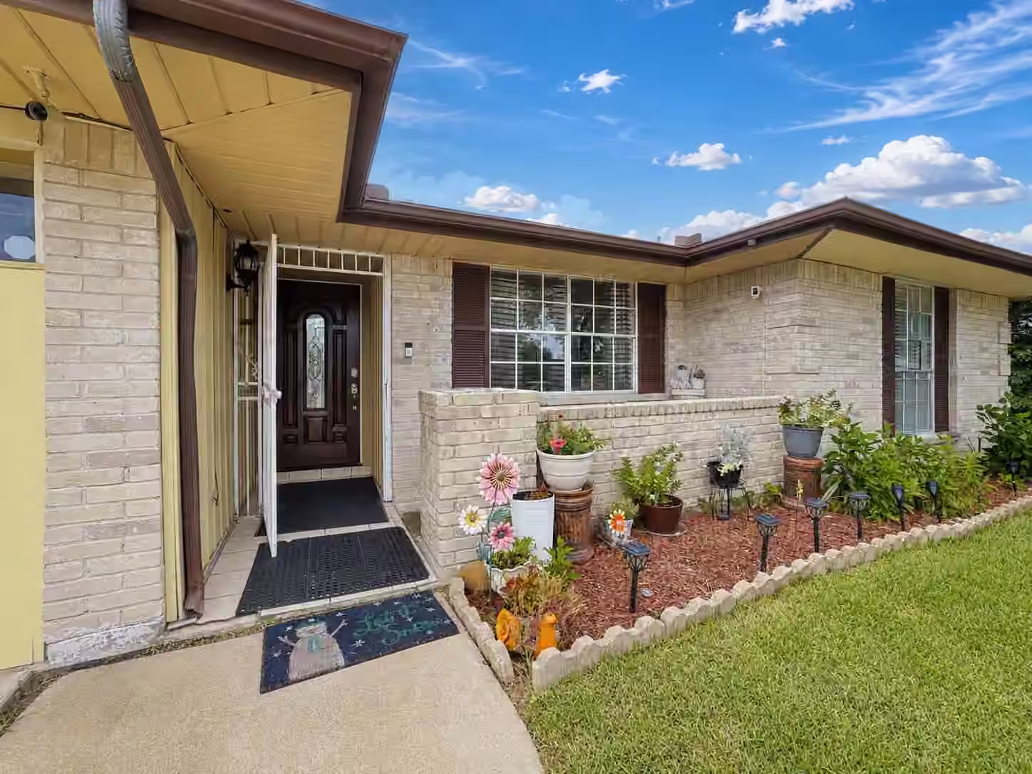 Photo 2 of 12711 Cooperstown Drive, Houston, TX