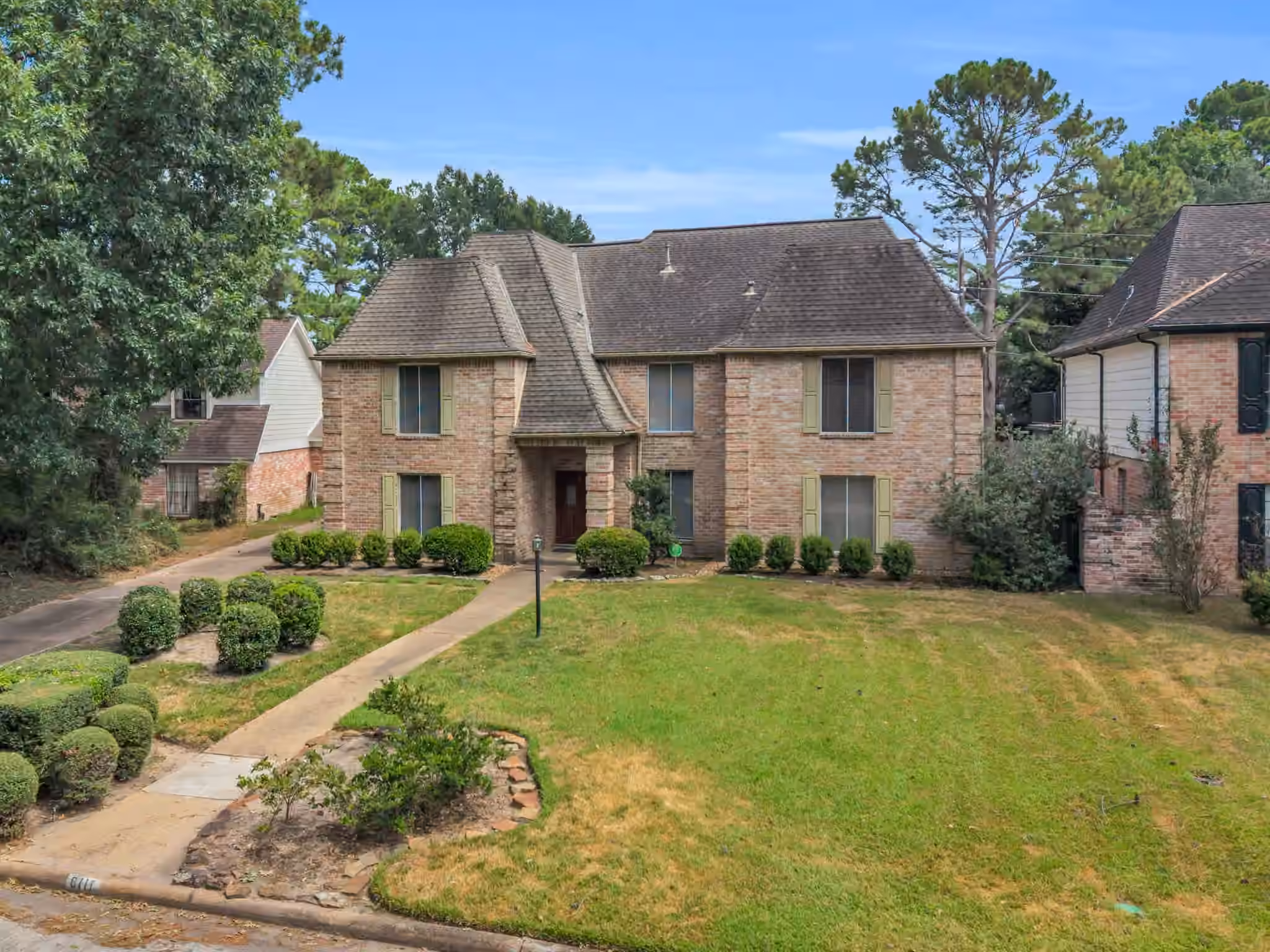 Photo 2 of 8111 Northbridge Drive, Spring, TX