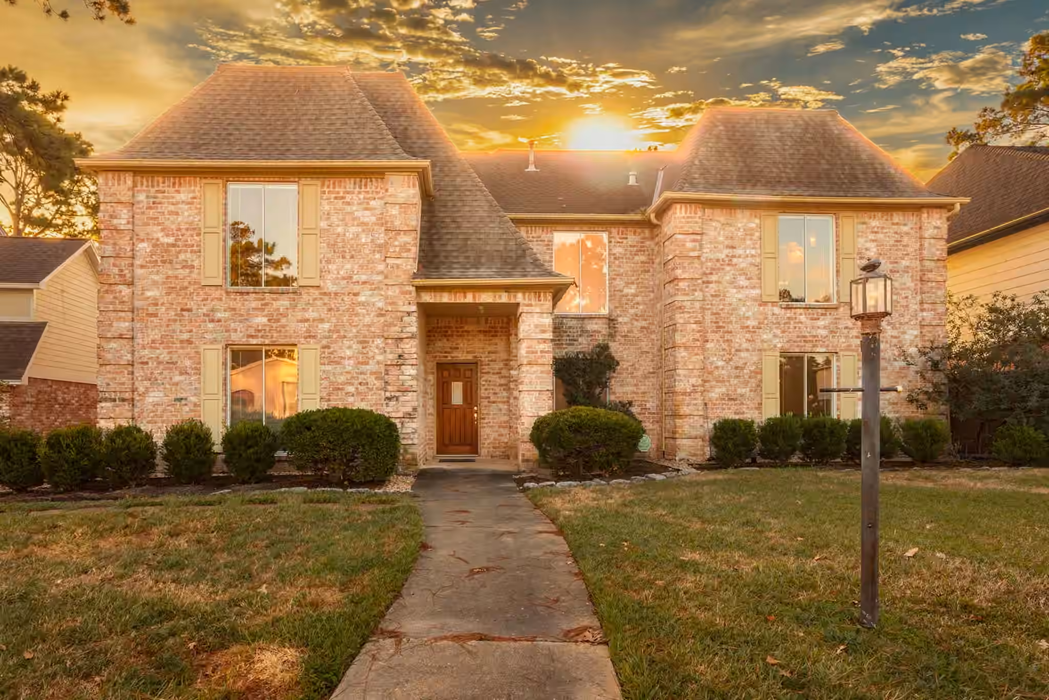 Photo 3 of 8111 Northbridge Drive, Spring, TX