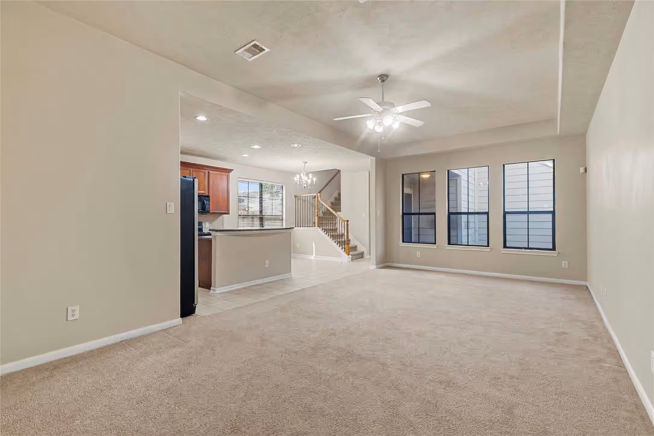 Photo 4 of 29711 Meridian Hill Drive, Spring, TX