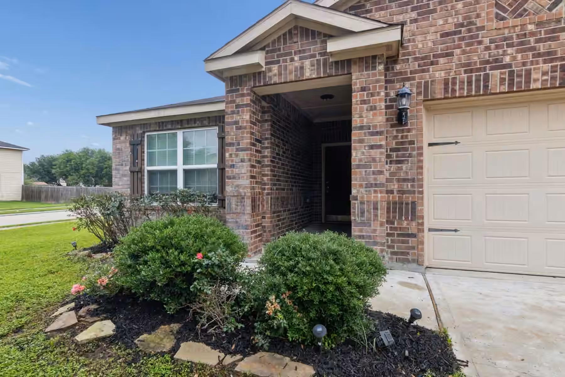 Photo 4 of 5103 Cottage Creek Lane, Rosenberg, TX