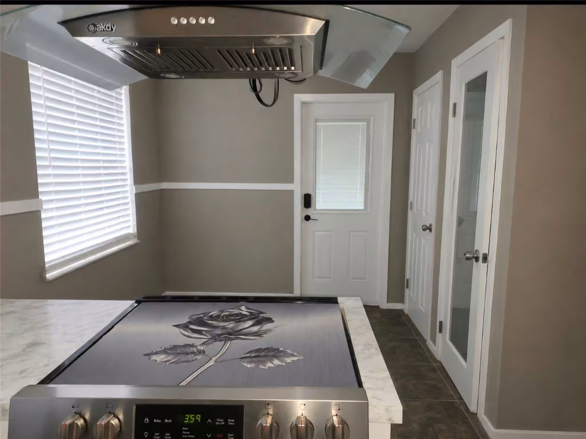 Photo 7 of 105 S Ringgold Street, West Columbia, TX