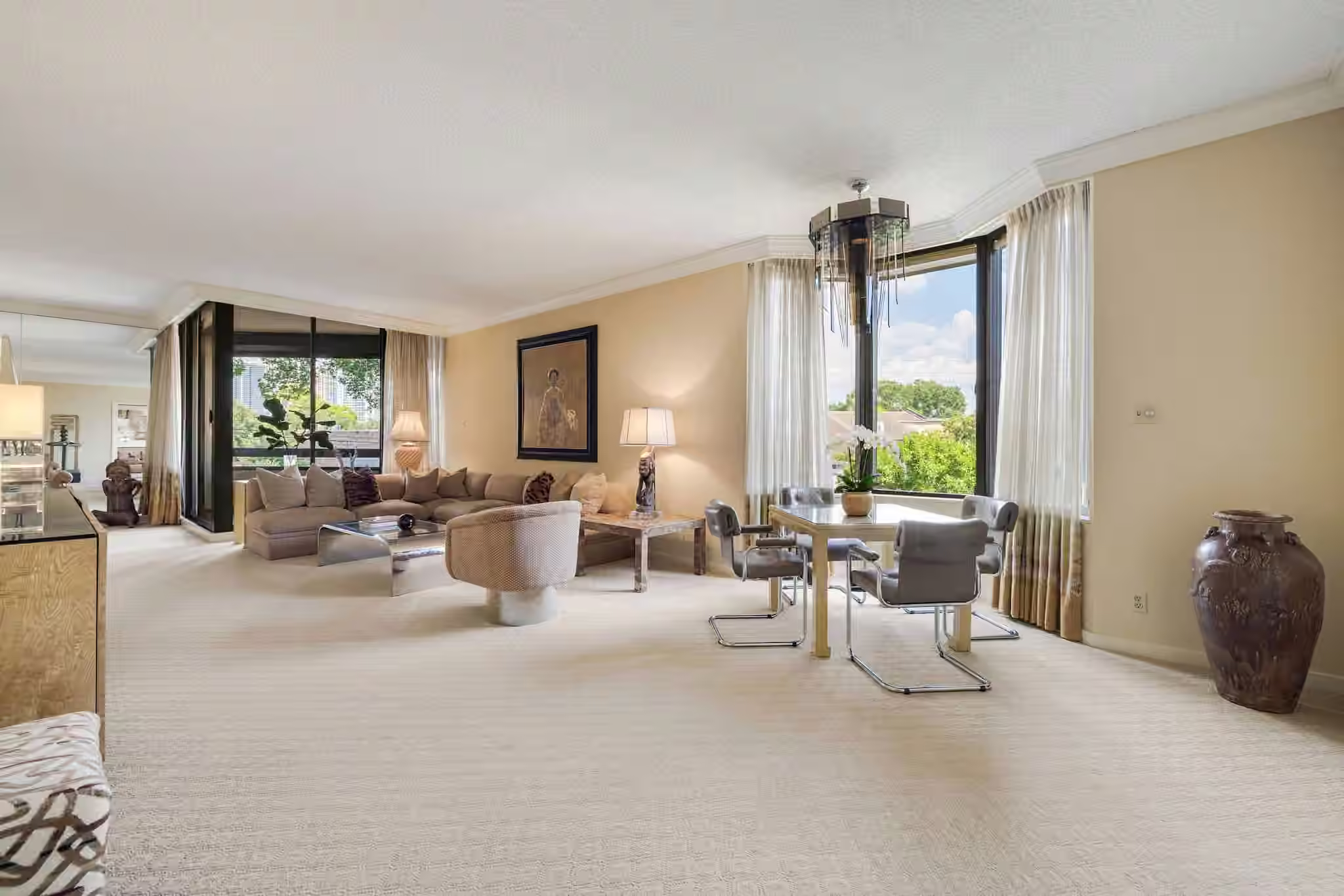 Photo 4 of 5555 Del Monte Drive 207, Houston, TX