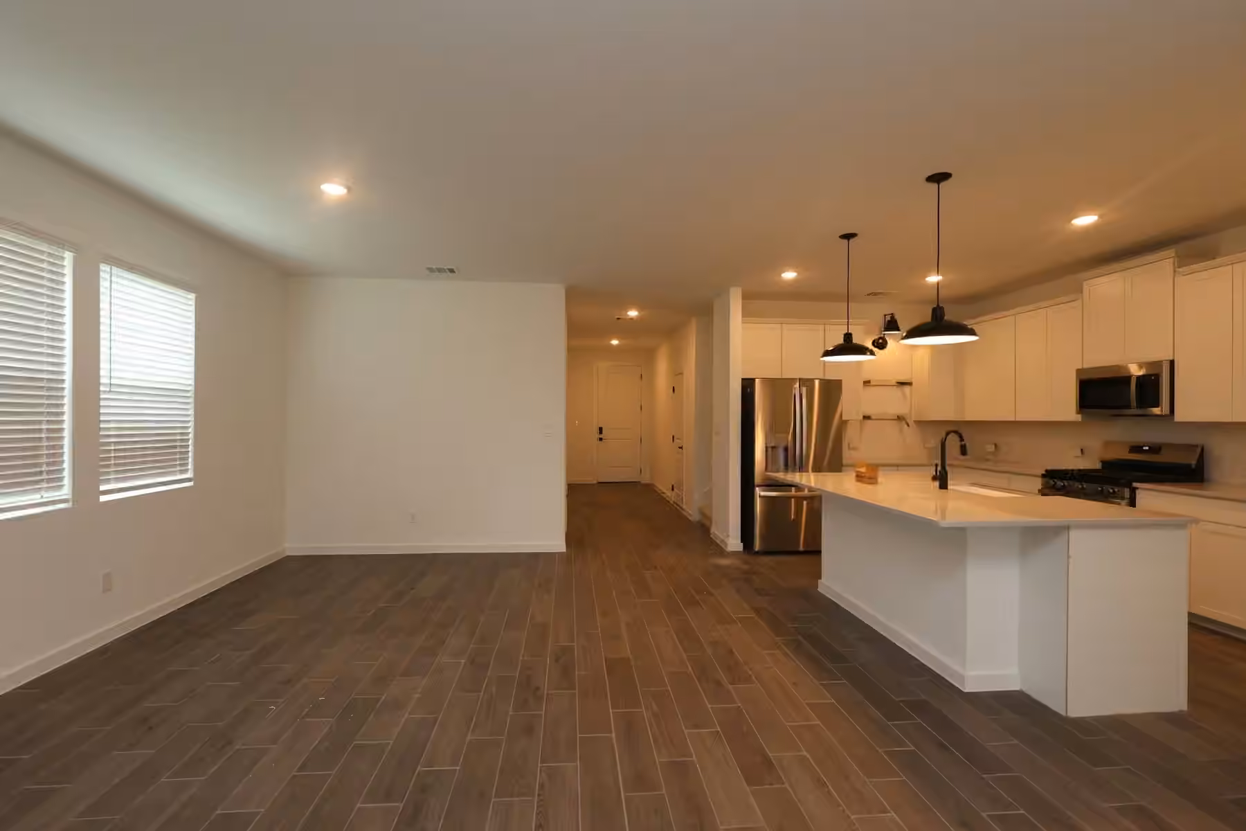 Photo 6 of 432 East Rose Marie Lane, Montgomery, TX