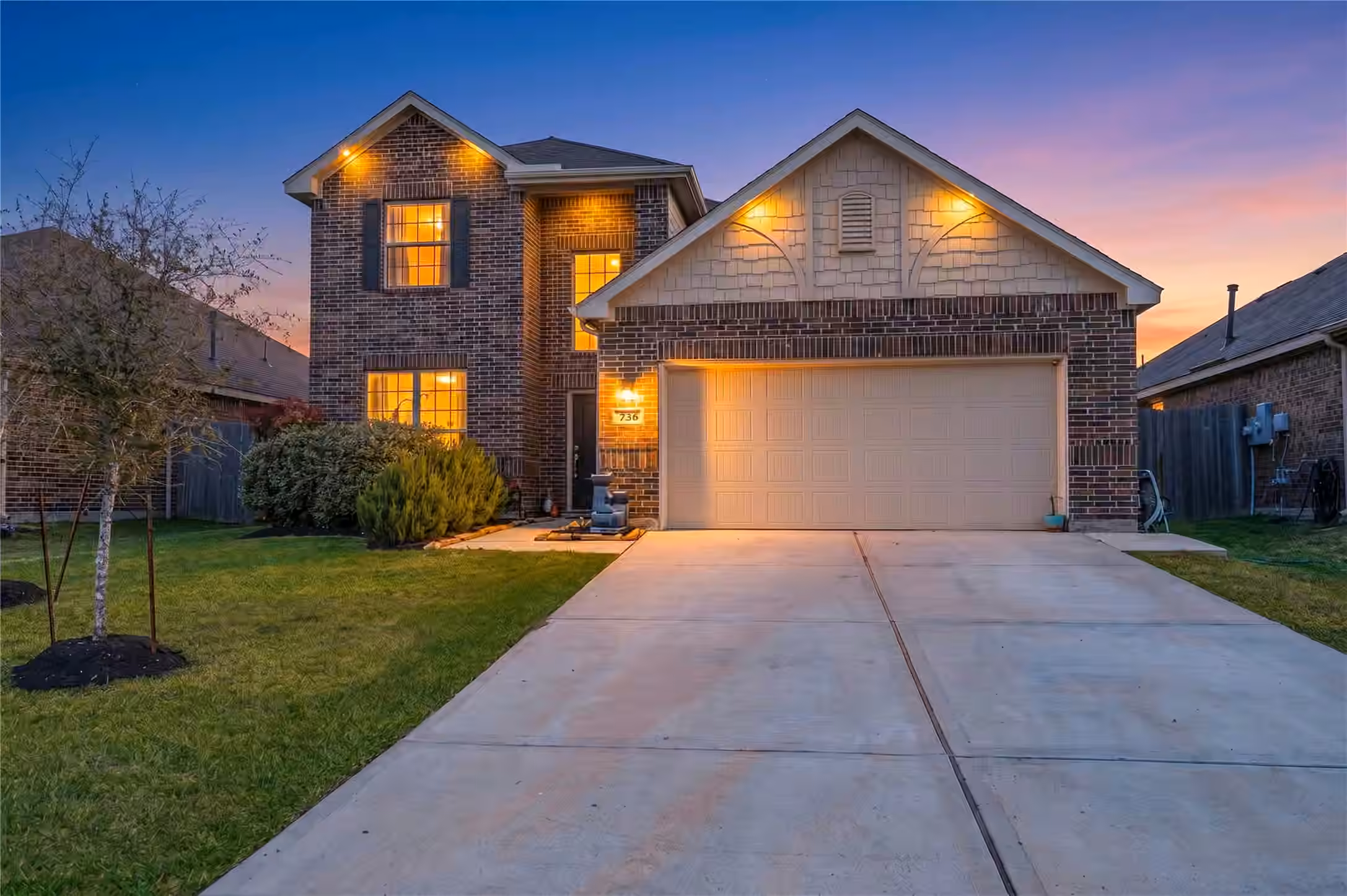 Photo of 736 Scenic Lake Drive, La Marque, TX 77568