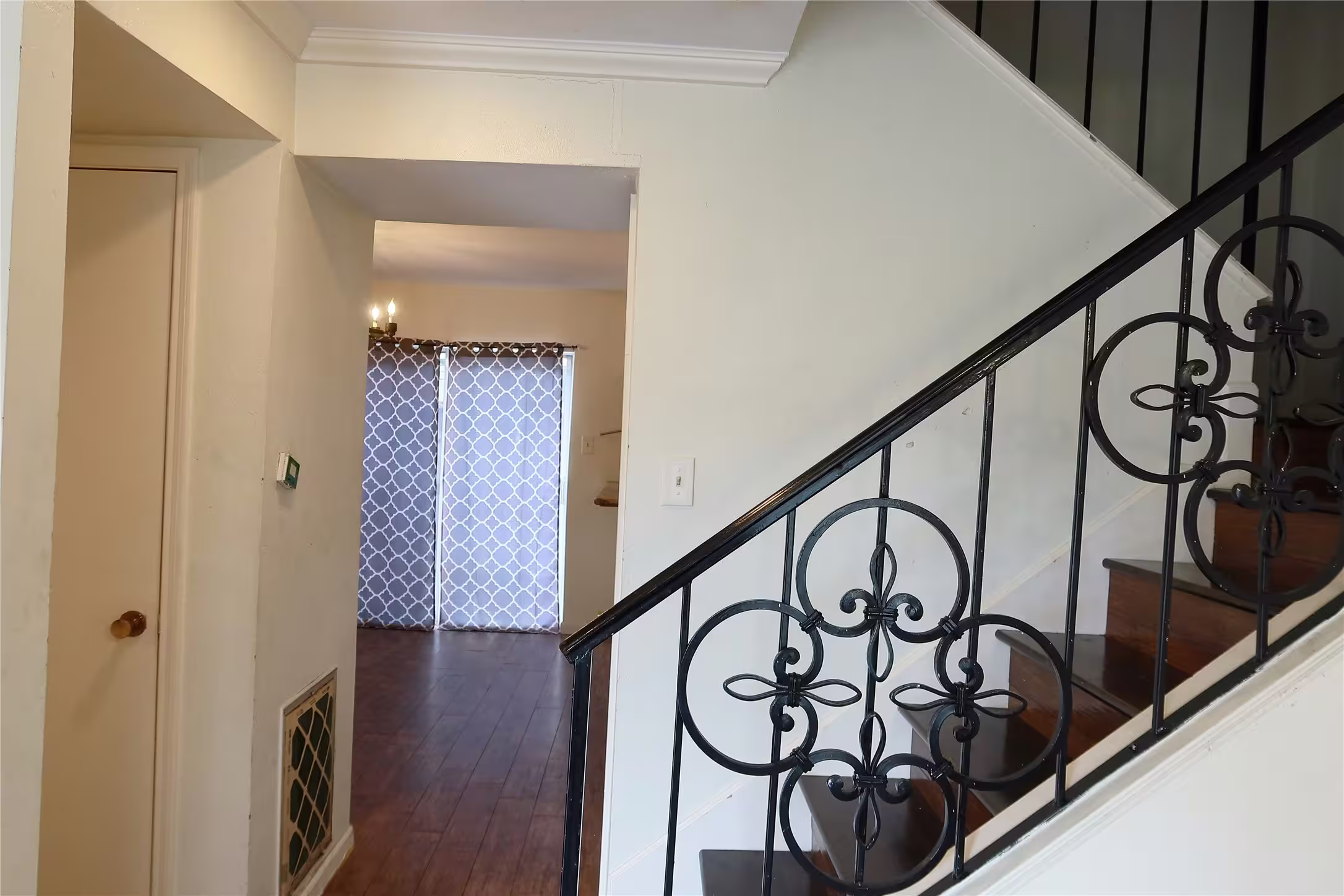 Photo 4 of 9350 Country Creek Drive 3, Houston, TX