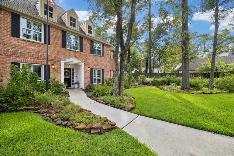 Photo 7 of 2411 Kings Lodge Drive, Kingwood, TX