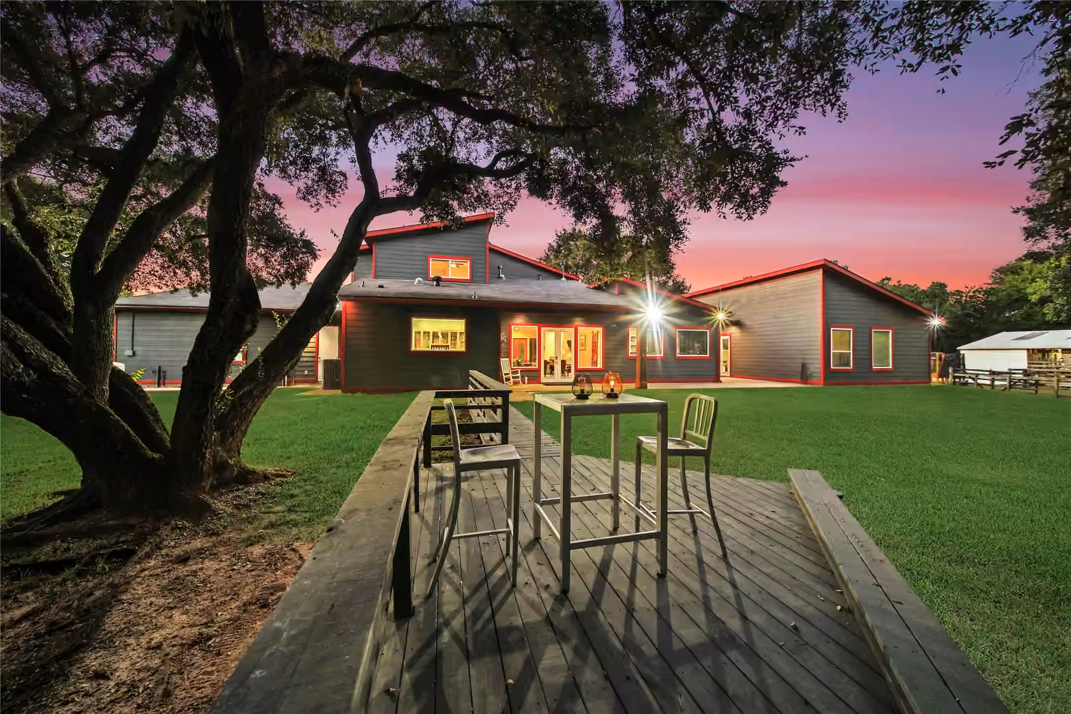 Photo 3 of 2531 S Cherry Street, Tomball, TX