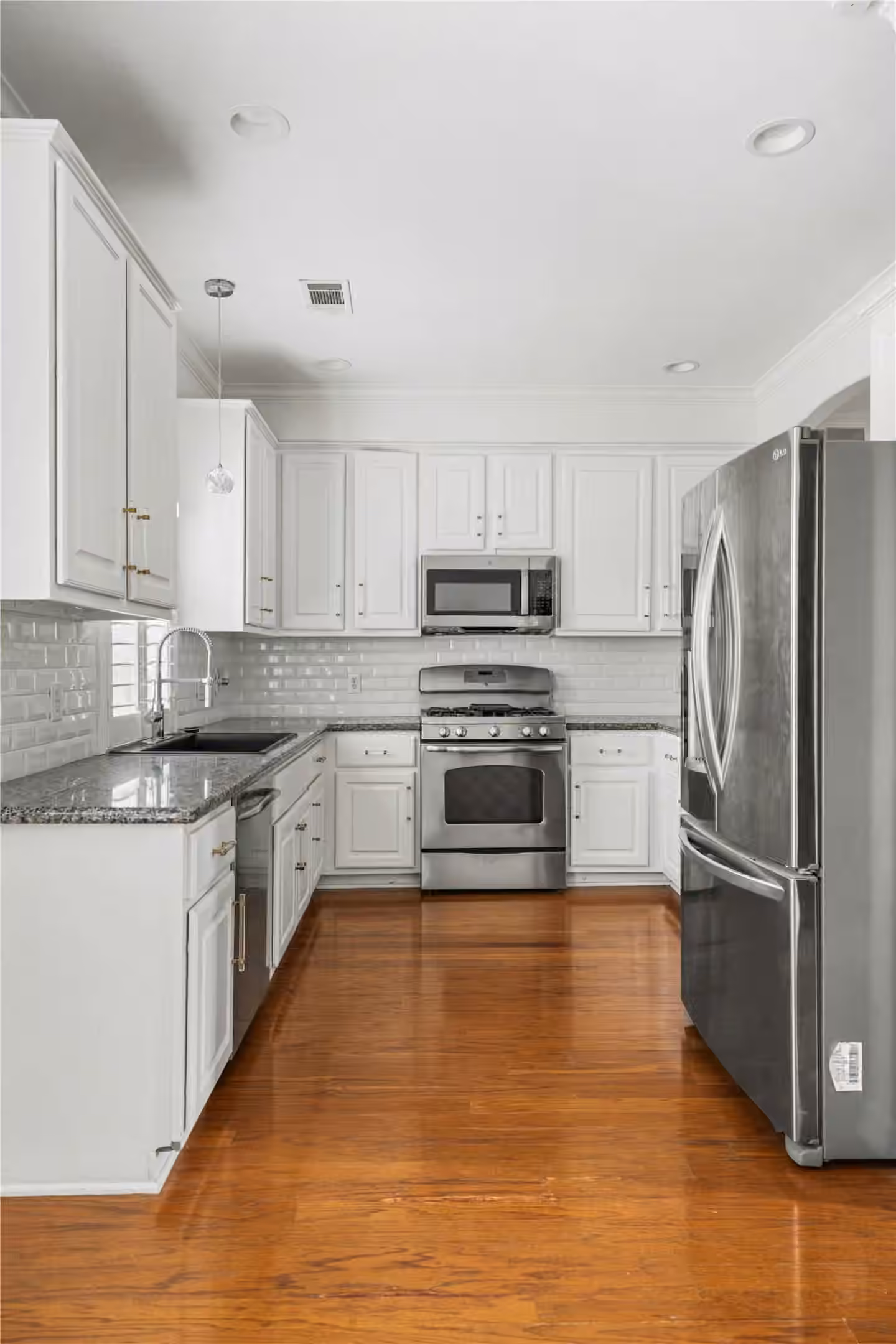 Photo 7 of 1739 French Village Drive, Houston, TX